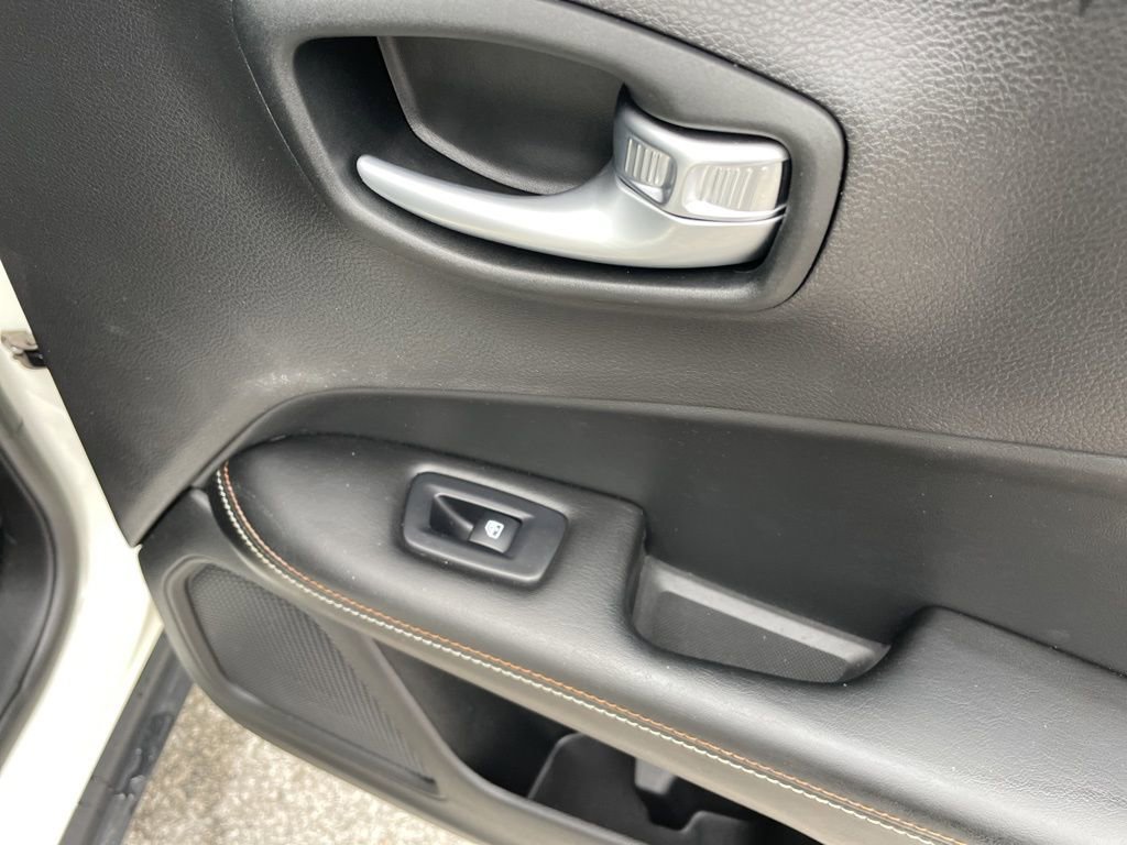 Used 2021 Jeep Compass Latitude w/ Convenience Group image 38