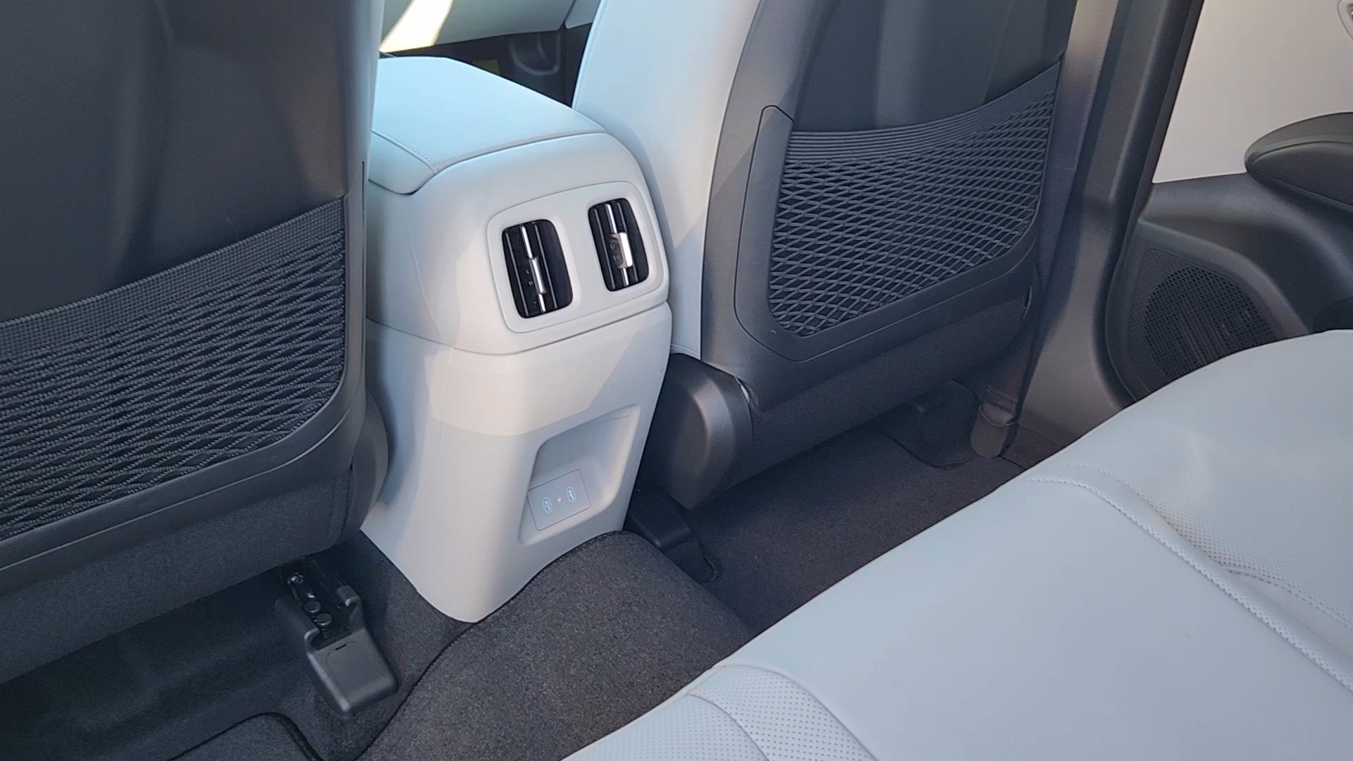 New 2026 Hyundai Tucson SEL image 17