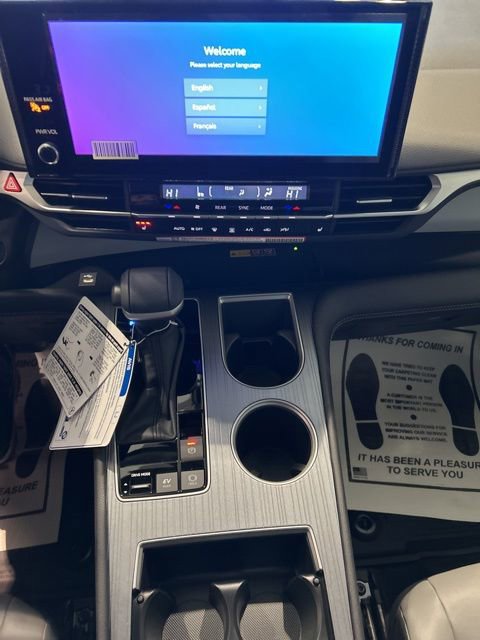 New 2026 Toyota Sienna XLE image 13