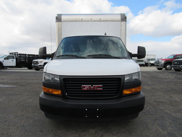 Used 2022 GMC Savana 3500 Extended w/ Power Convenience Package RWD image 8