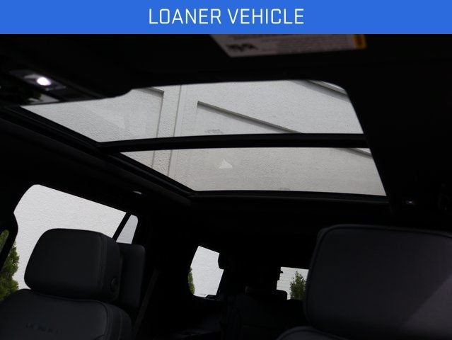 New 2026 GMC Yukon Denali w/ Denali Reserve Package AWD/4WD image 47