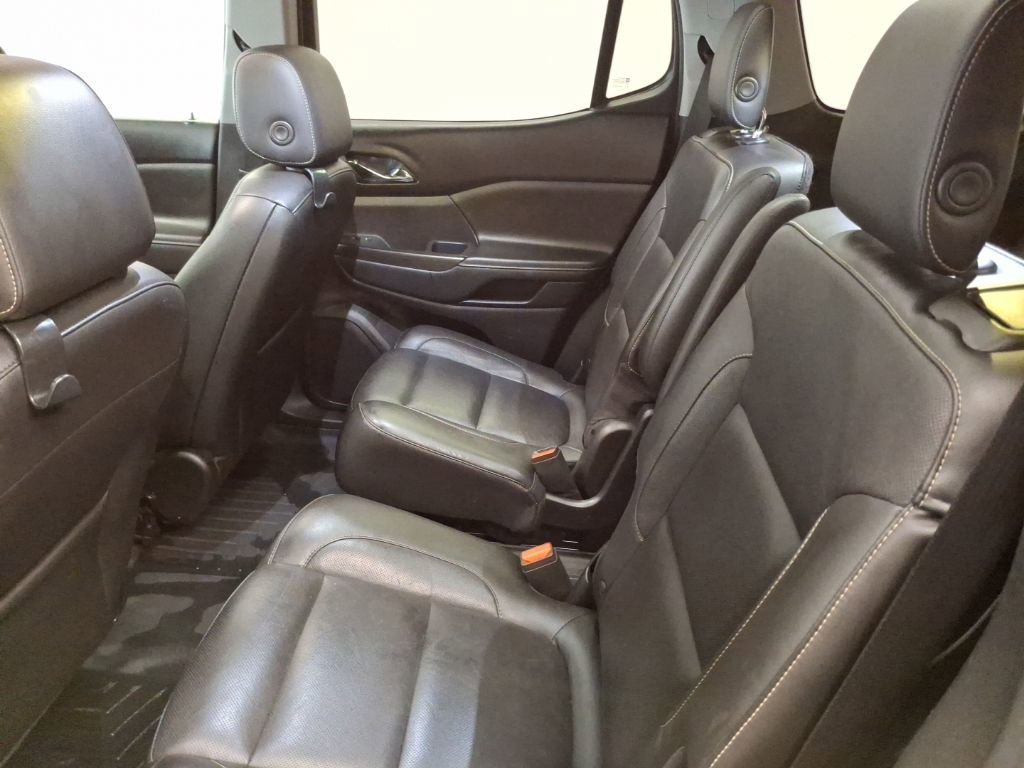 Used 2017 GMC Acadia SLT image 11