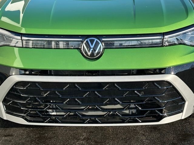 New 2026 Volkswagen Taos SEL AWD/4WD image 9