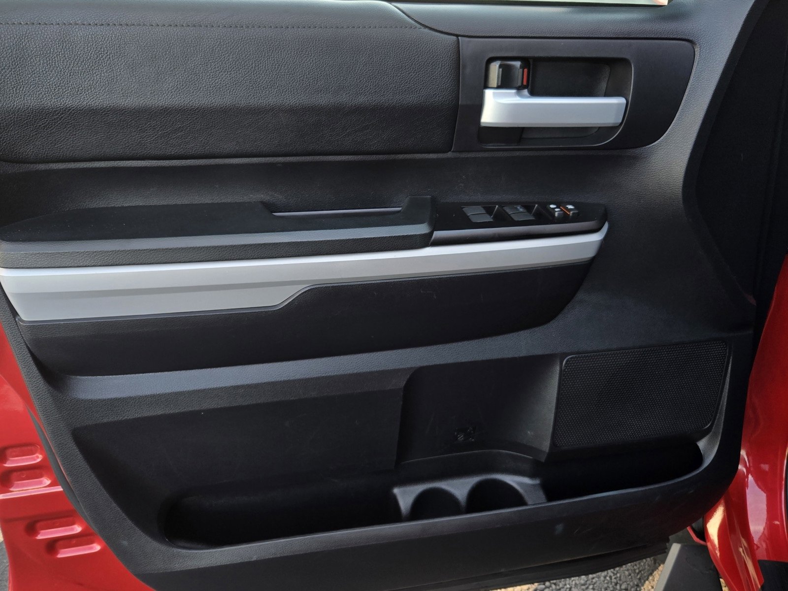 Certified 2020 Toyota Tundra SR5 image 13