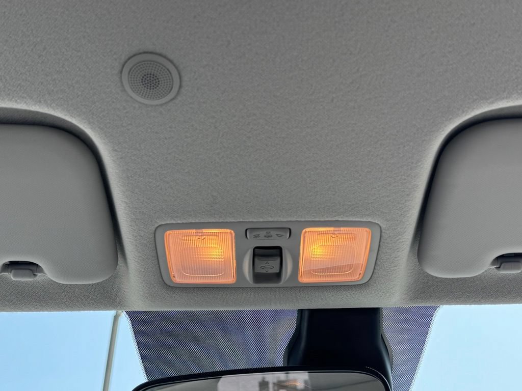 Certified 2026 Hyundai Venue SEL FWD image 18