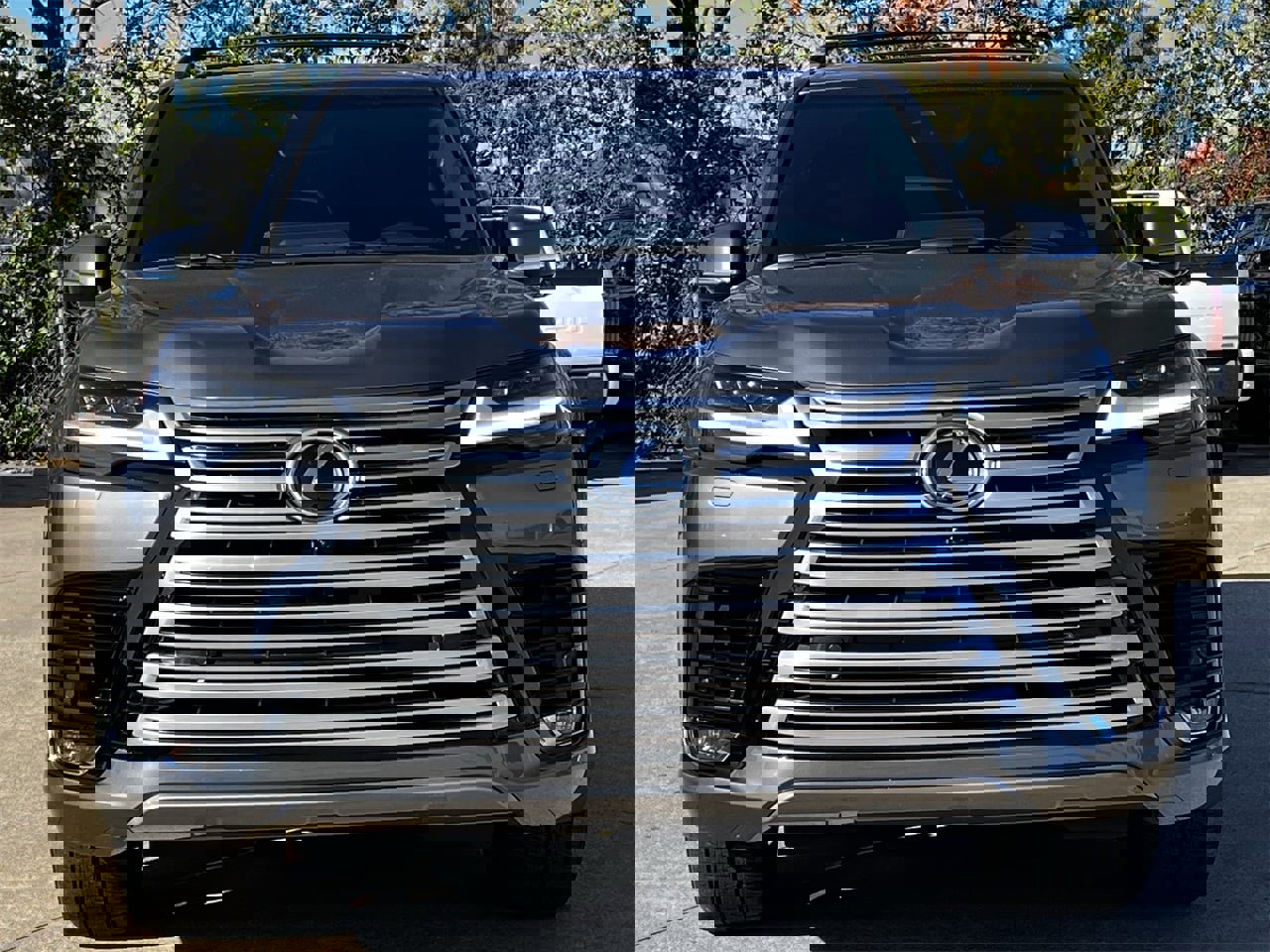 Used 2024 Lexus LX 600 4WD w/ Luxury Package image 7