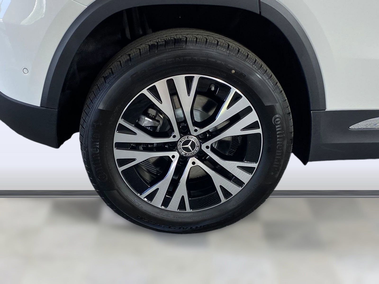 Used 2026 Mercedes-Benz GLA 250 4MATIC image 10