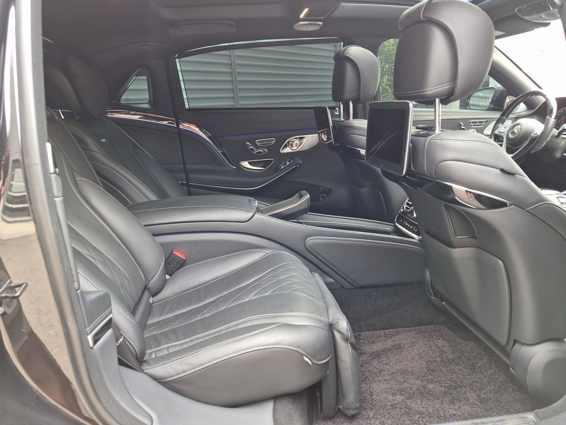 Used 2018 Mercedes-Benz Maybach S 650 image 29