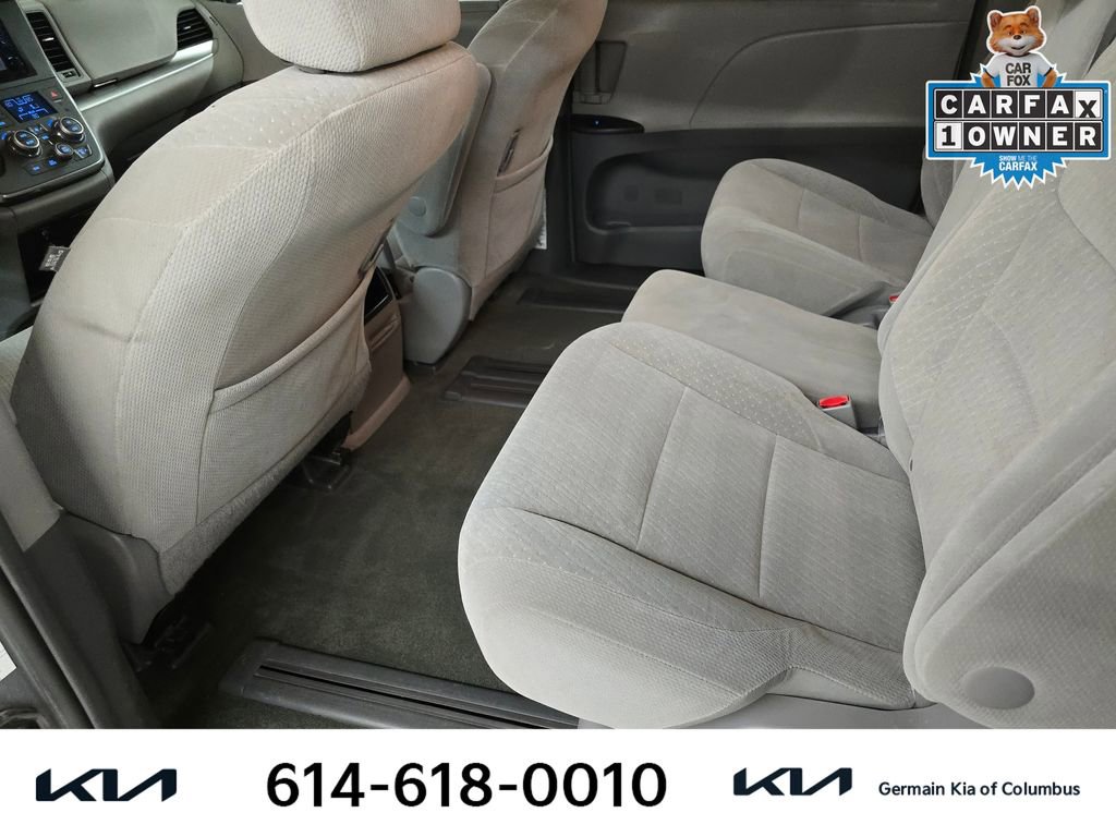 Used 2017 Toyota Sienna LE image 20