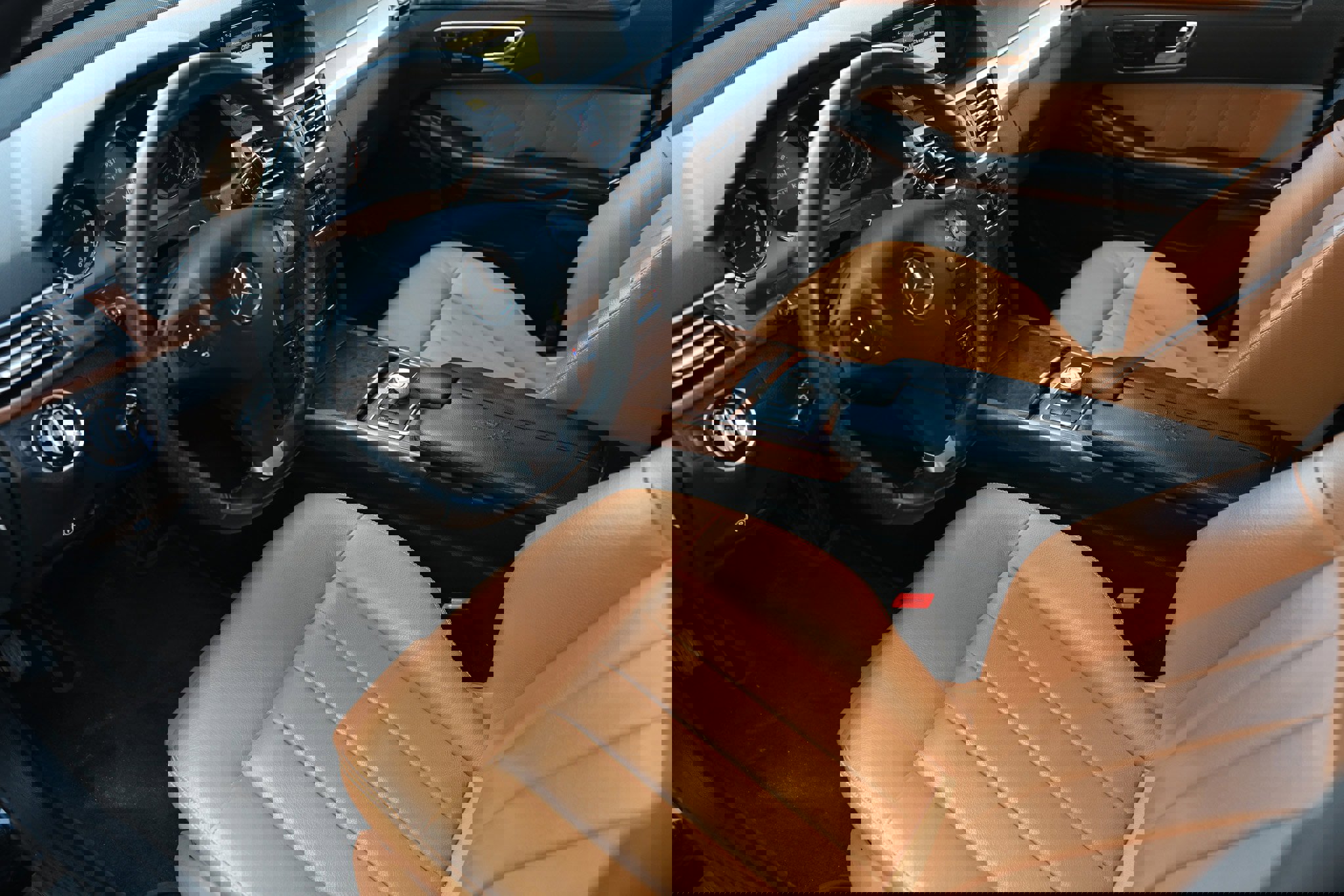 Used 2011 Mercedes-Benz E 350 Sedan image 6