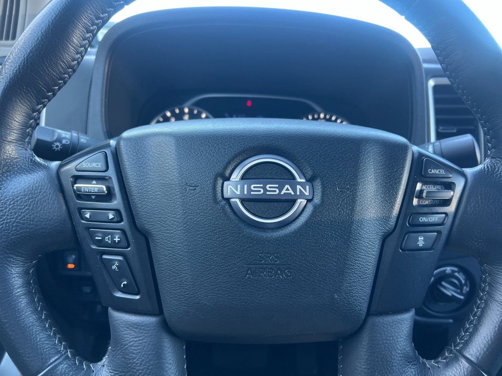 Used 2024 Nissan Frontier SV w/ SV Convenience Package image 22