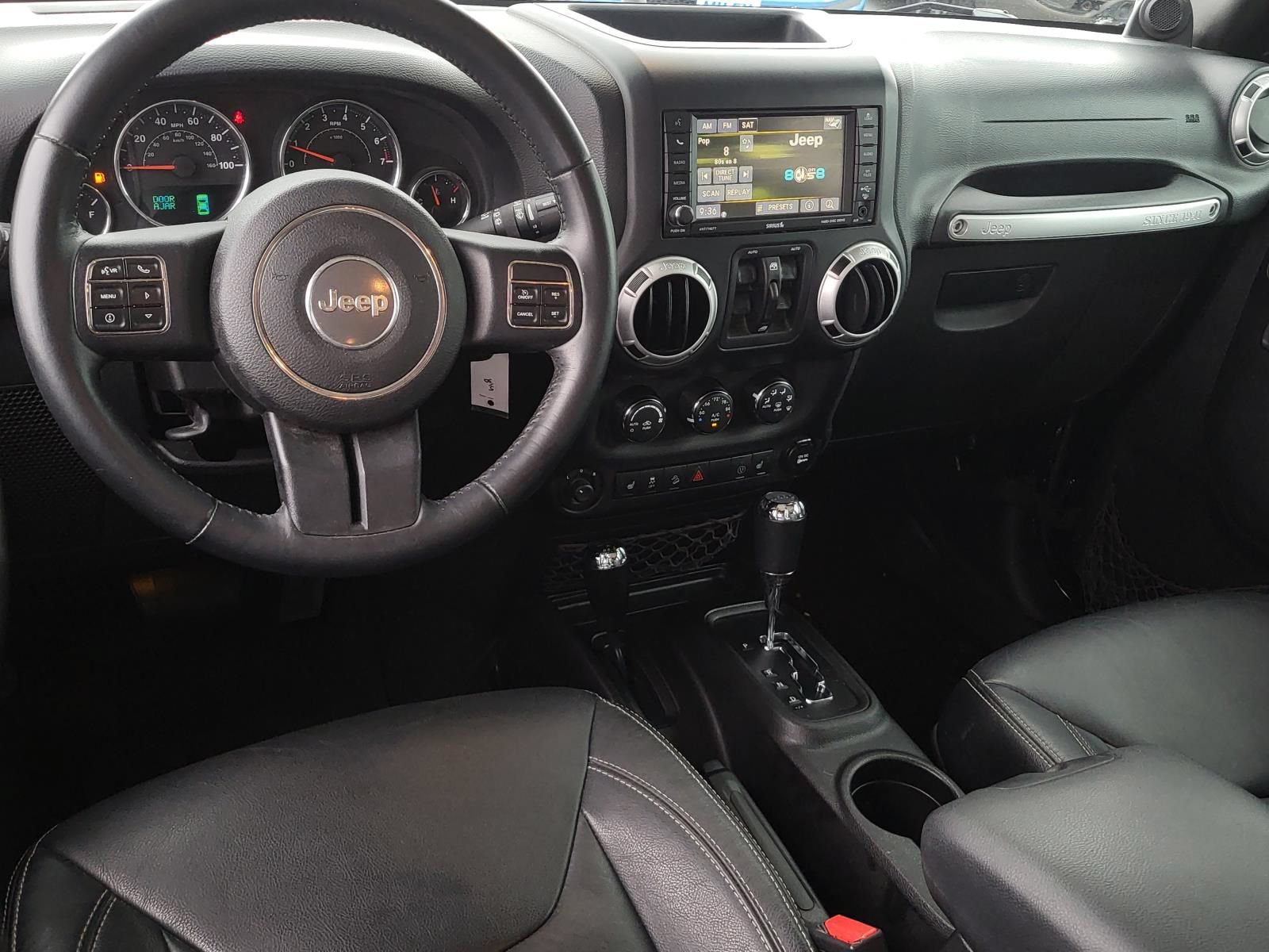 Used 2013 Jeep Wrangler Unlimited Sahara w/ Connectivity Group AWD/4WD image 16
