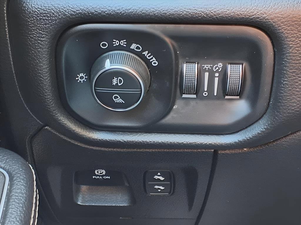 Used 2023 RAM 1500 Laramie image 23