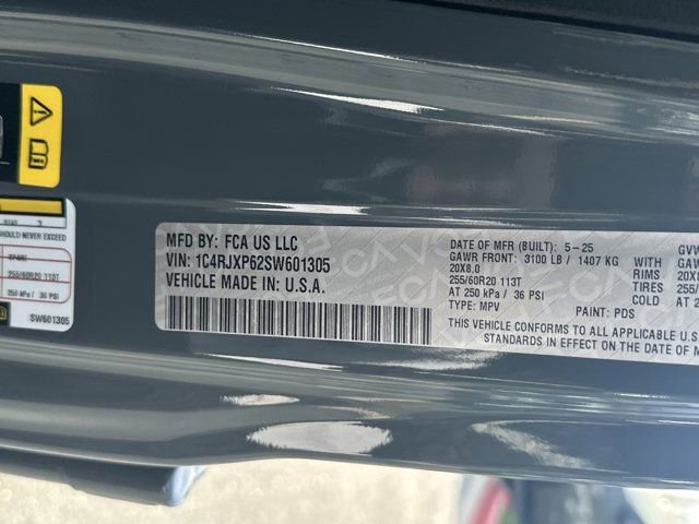 Certified 2025 Jeep Wrangler Unlimited Sahara image 30