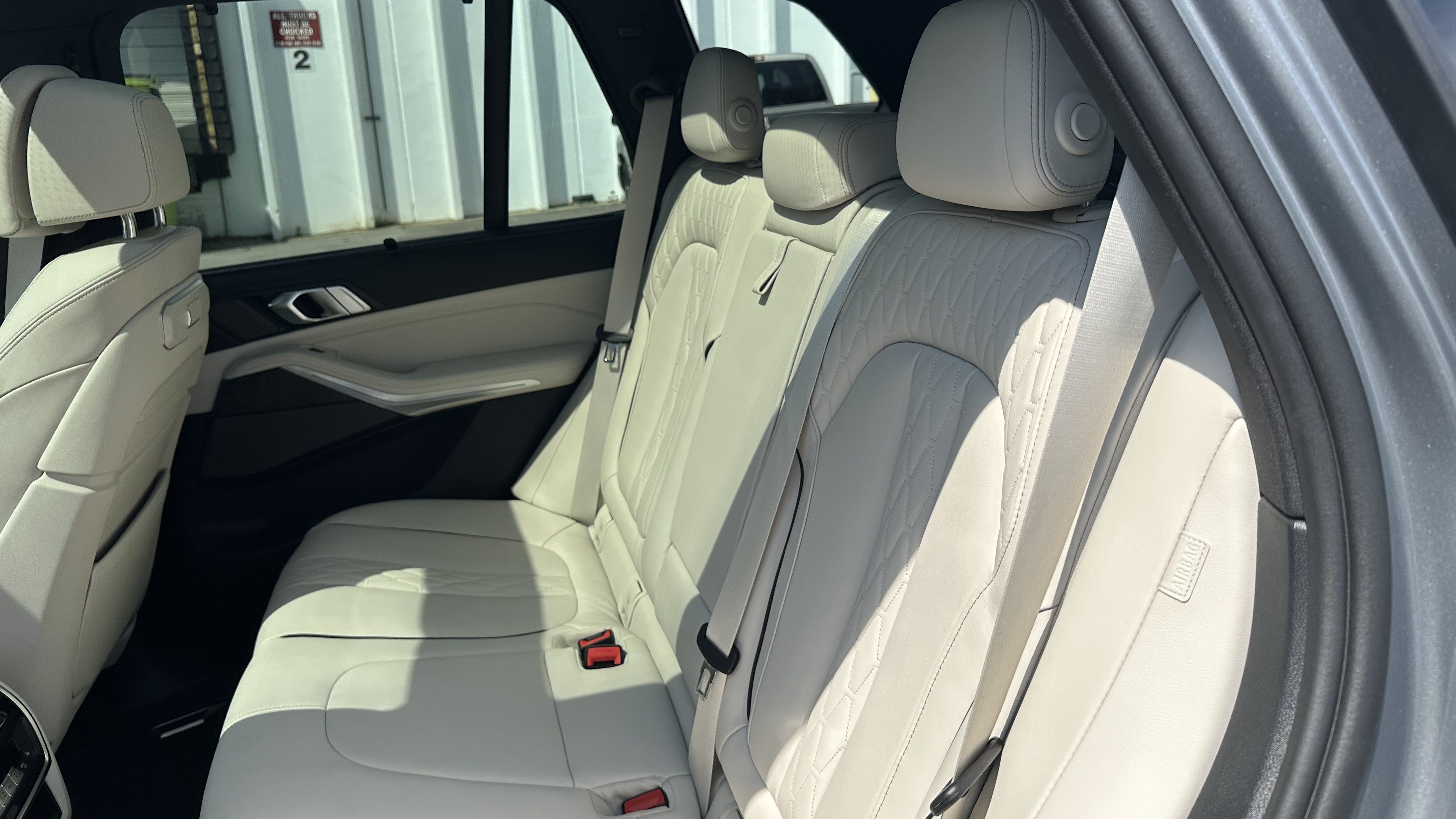 Certified 2024 BMW X5 xDrive50e w/ Executive Package AWD/4WD image 32