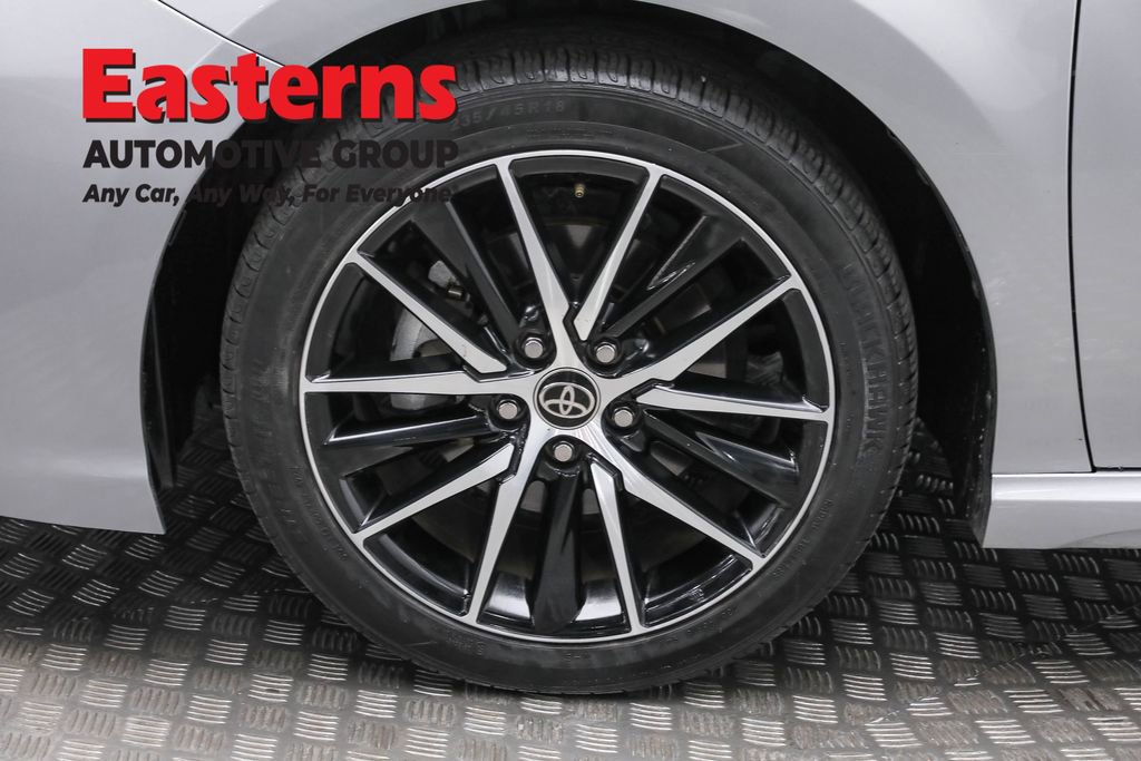 Used 2023 Toyota Camry SE FWD image 32