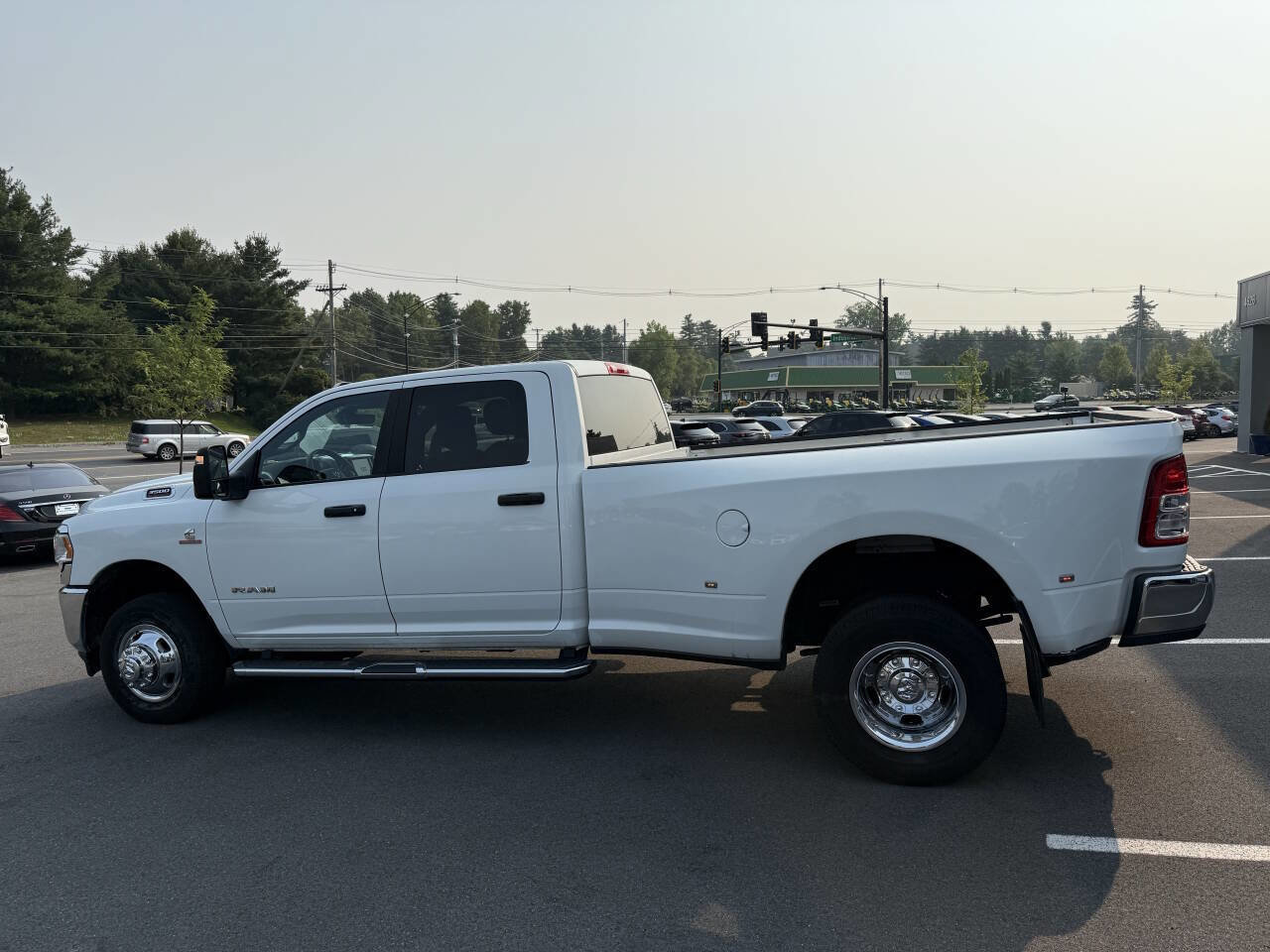 Used 2023 RAM 3500 Big Horn w/ Level 1 Equipment Group image 3