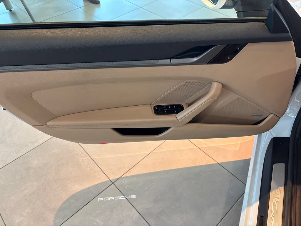 Used 2020 Porsche 911 Carrera image 15