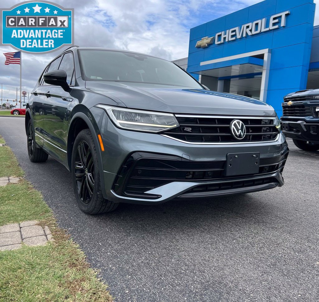 Used 2022 Volkswagen Tiguan SE R-Line AWD/4WD image 1