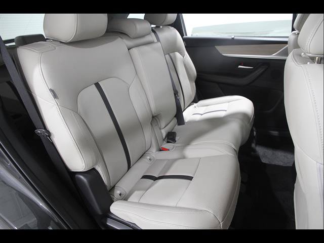 Certified 2026 MAZDA CX-90 3.3 Turbo w/ Preferred Package AWD/4WD image 17