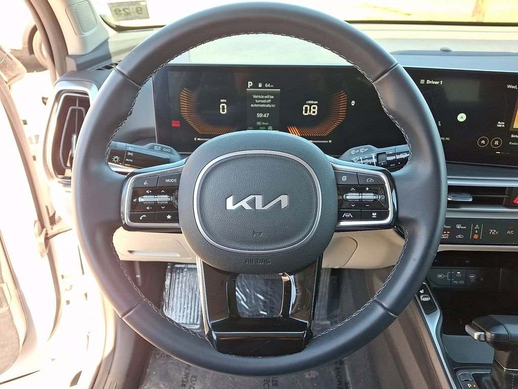 Certified 2025 Kia Sorento S AWD/4WD image 19