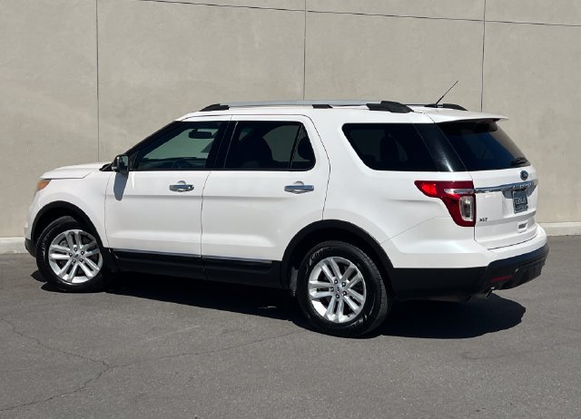 Used 2013 Ford Explorer XLT FWD image 6