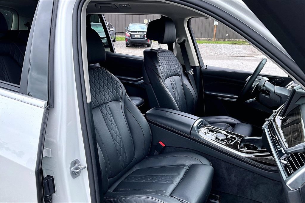 Certified 2026 BMW X7 xDrive40i AWD/4WD image 29