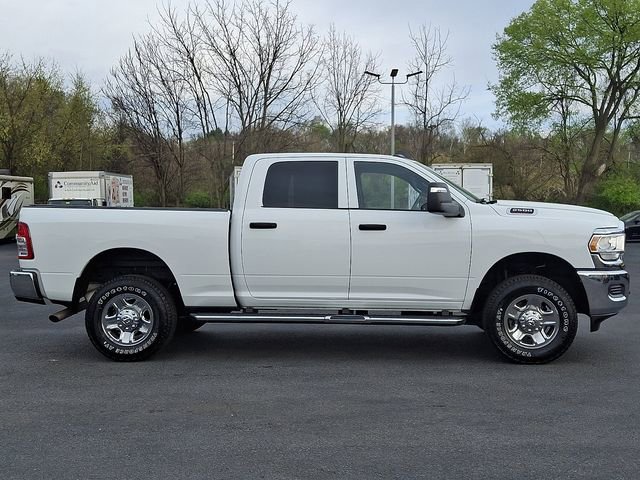 Used 2024 RAM 2500 Tradesman w/ Chrome Appearance Group image 10
