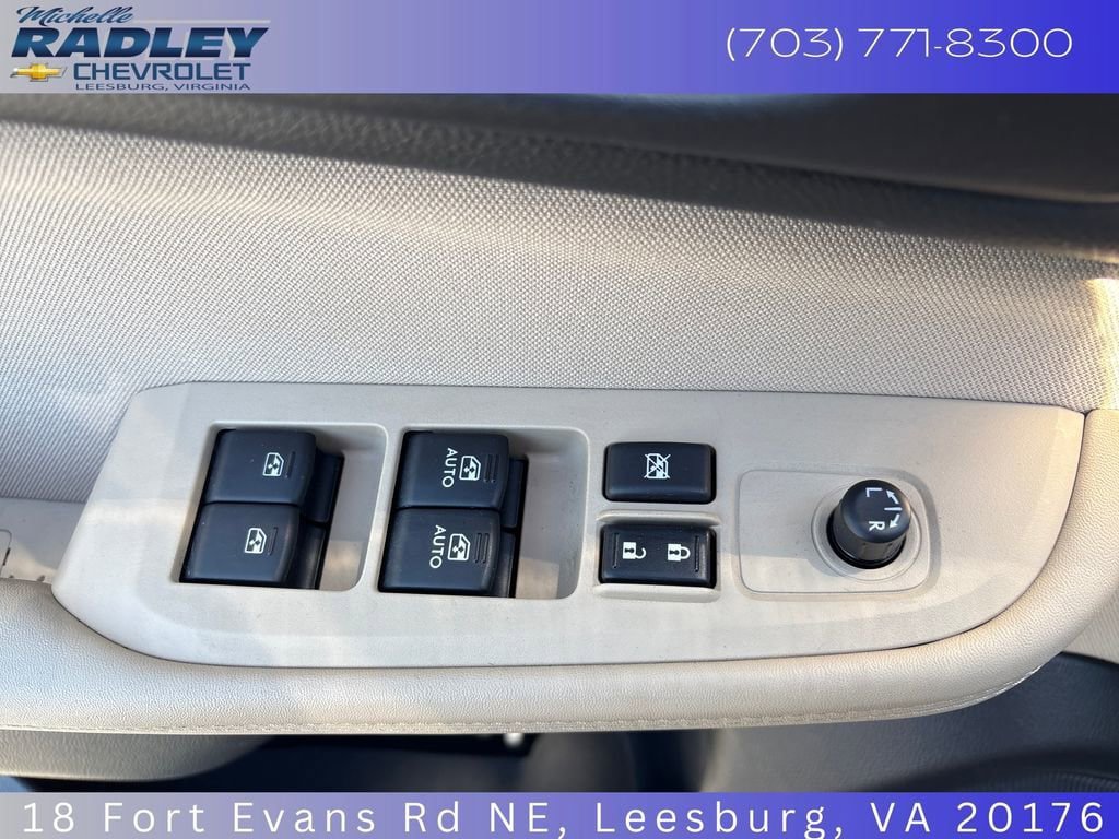 Used 2017 Subaru Outback 2.5i Premium AWD/4WD image 13