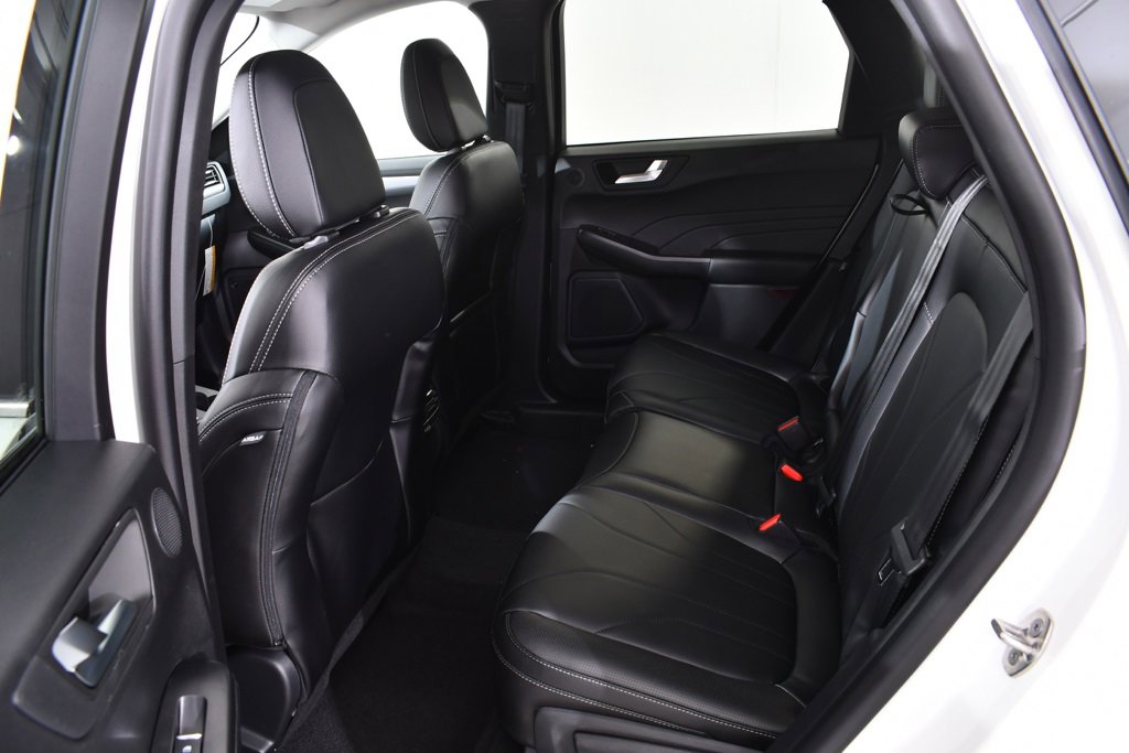 New 2026 Ford Escape SE w/ PHEV Premium Package image 16