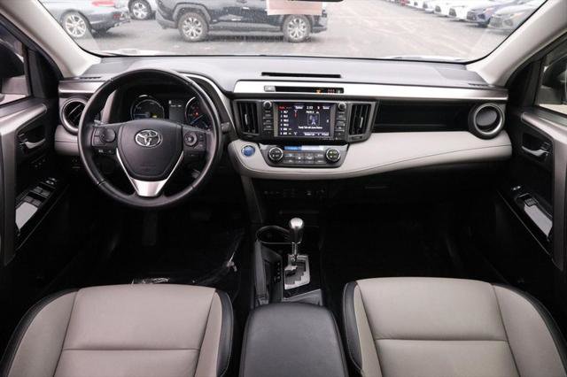 Certified 2018 Toyota RAV4 Limited image 22