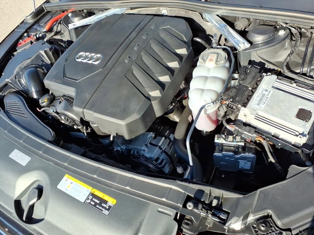 Used 2021 Audi A4 2.0T Premium image 34