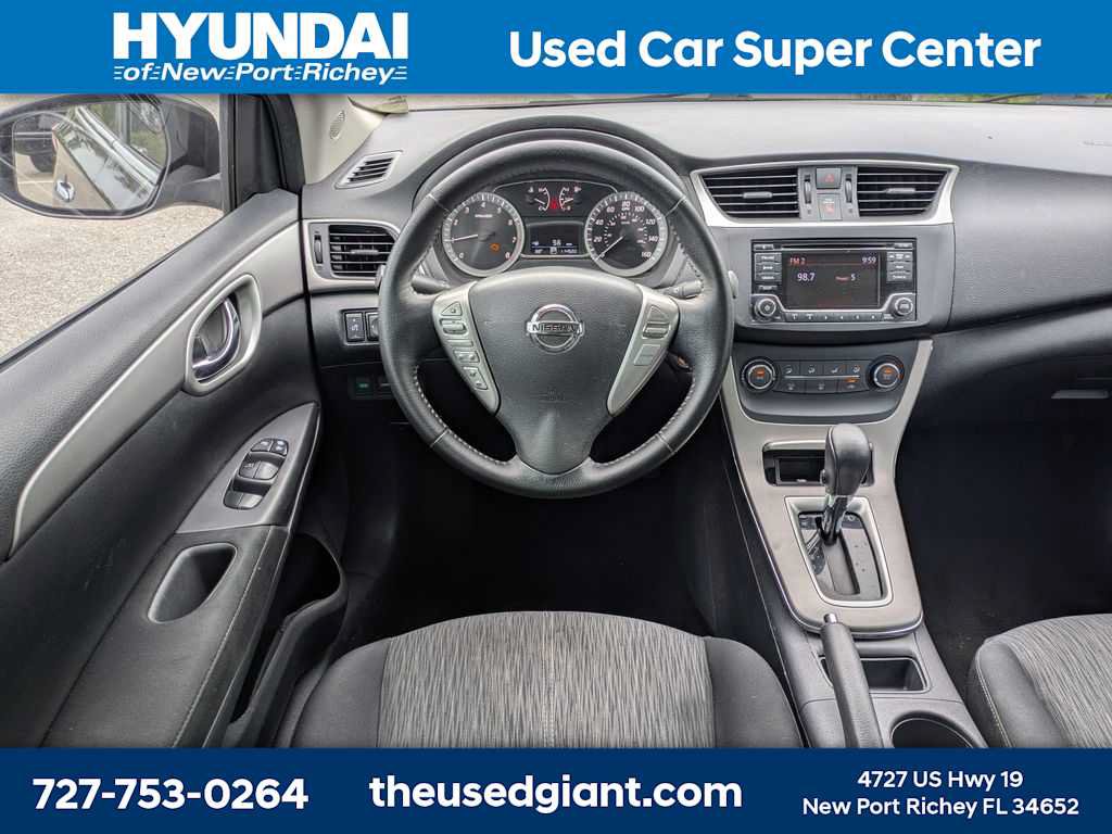 Used 2015 Nissan Sentra SV FWD image 16