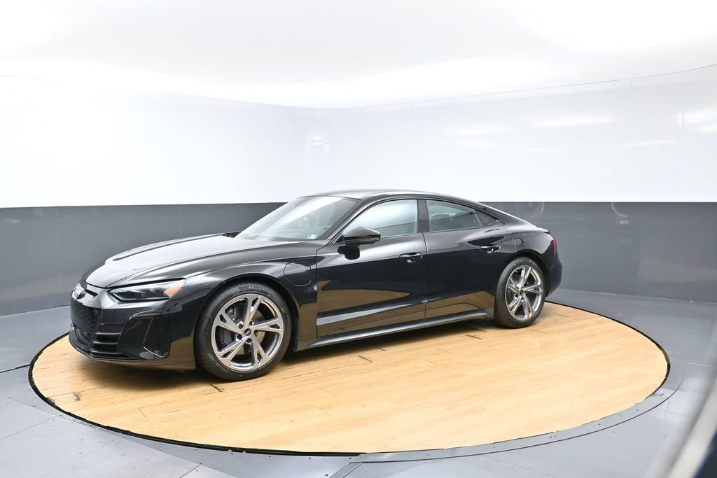 Used 2024 Audi e-tron GT Premium Plus AWD/4WD image 5