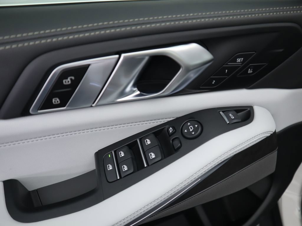 New 2026 BMW X5 xDrive40i w/ Premium Package image 24