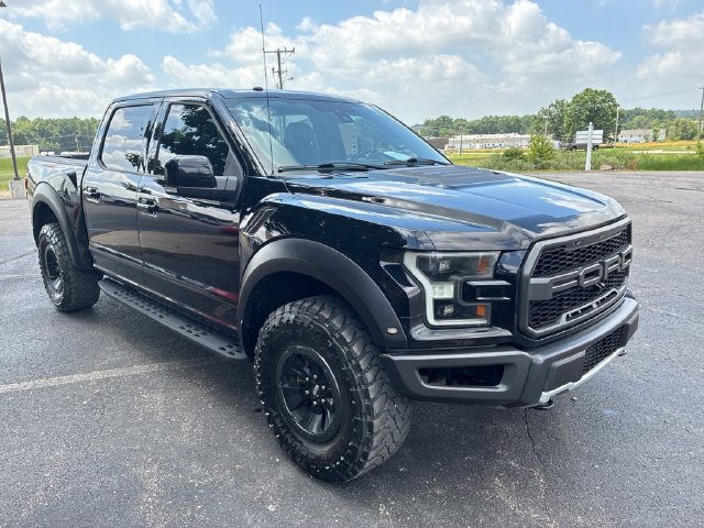 Used 2018 Ford F150 Raptor w/ Equipment Group 802A Luxury AWD/4WD image 4