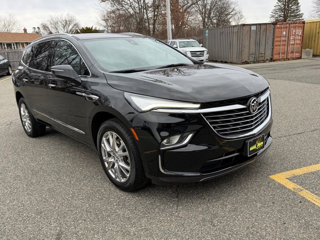 Used 2023 Buick Enclave Essence w/ Experience Buick Package image 6