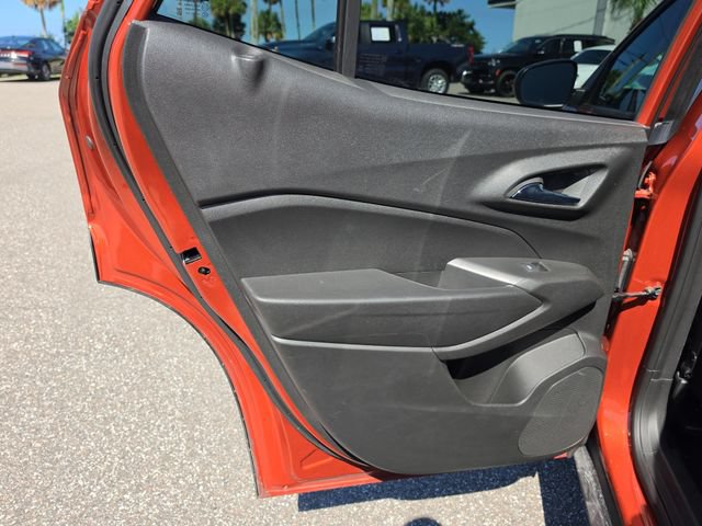 Used 2024 Chevrolet Trax ACTIV w/ Driver Confidence Package FWD image 13