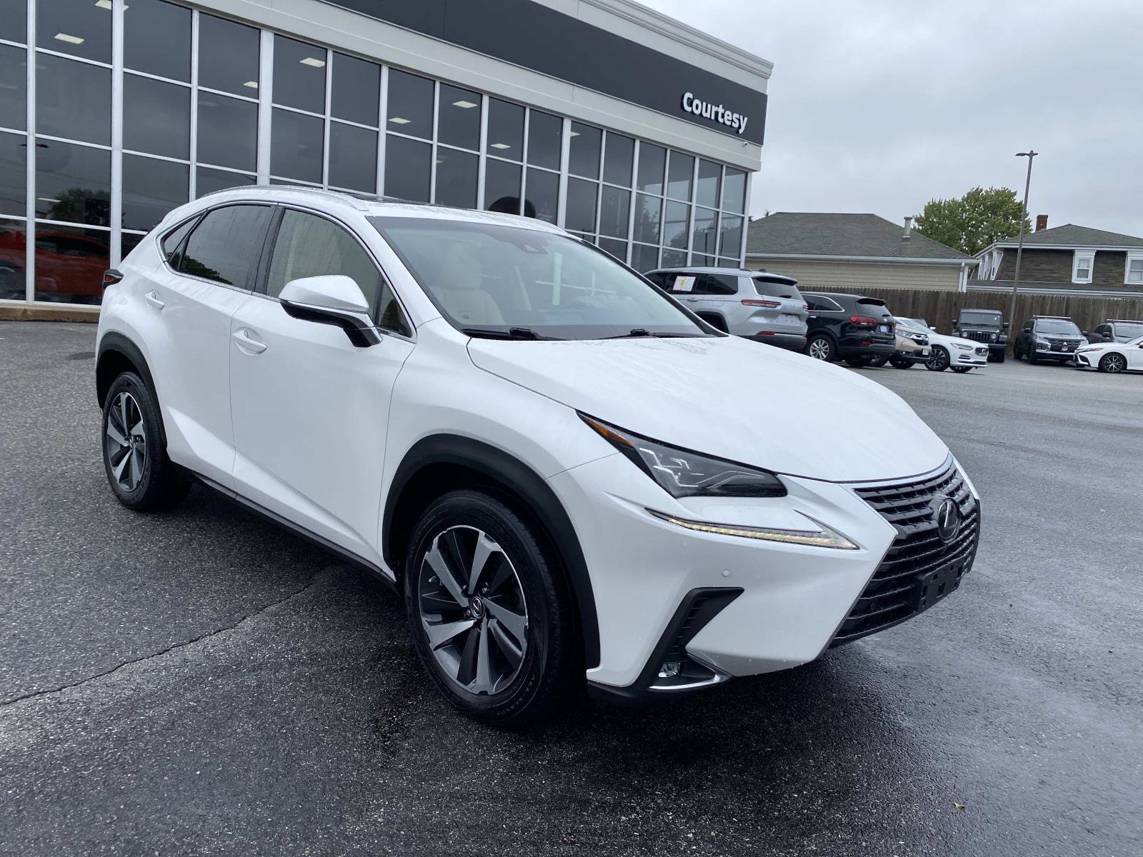 Used 2018 Lexus NX 300 AWD w/ Luxury Package image 9