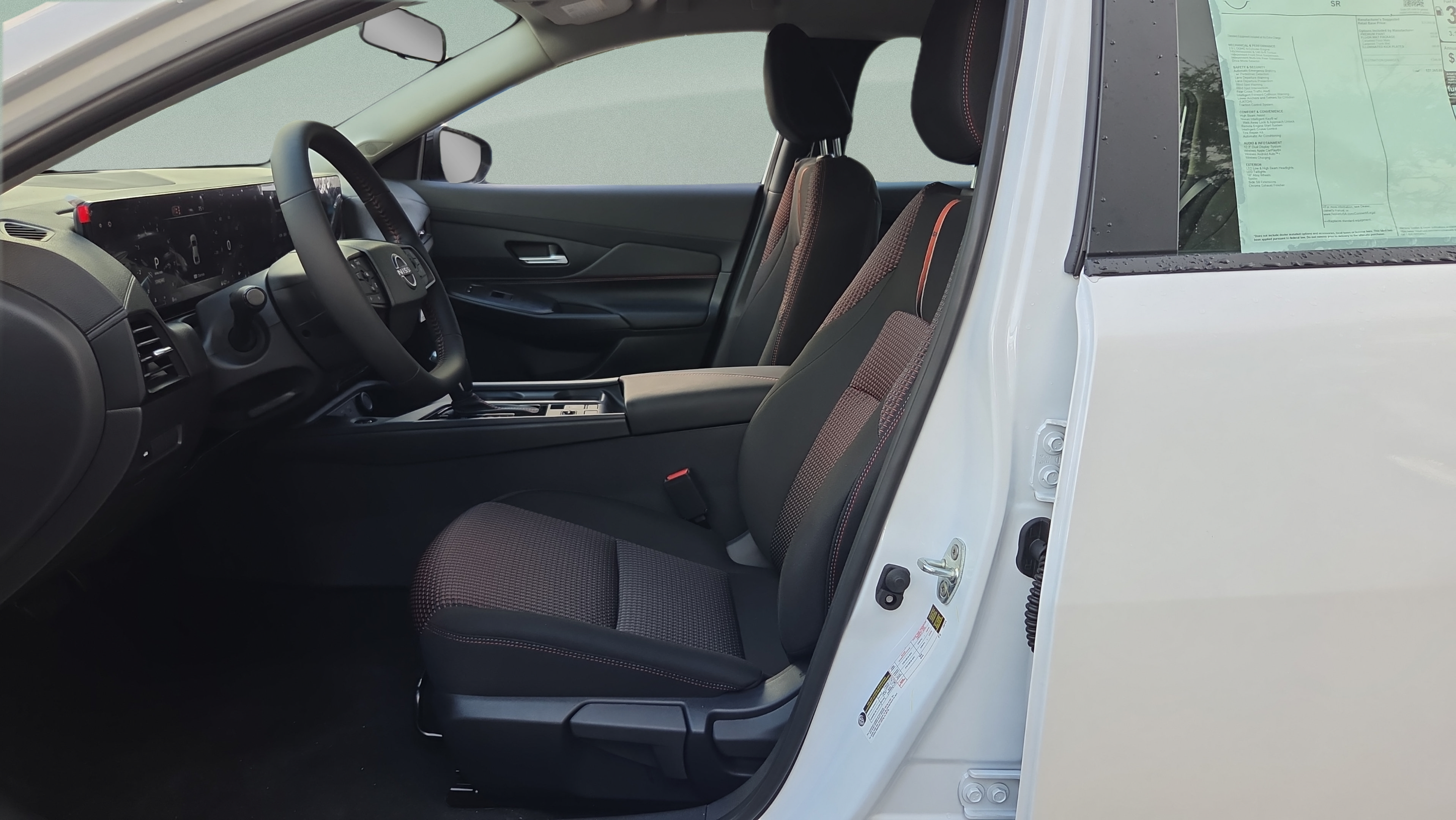 New 2027 Nissan Sentra SR w/ Floor Mat Package FWD image 9