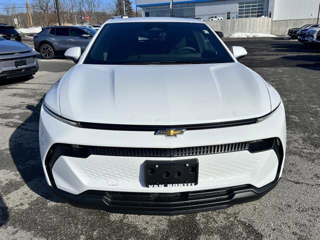 New 2026 Chevrolet Equinox EV LT image 9