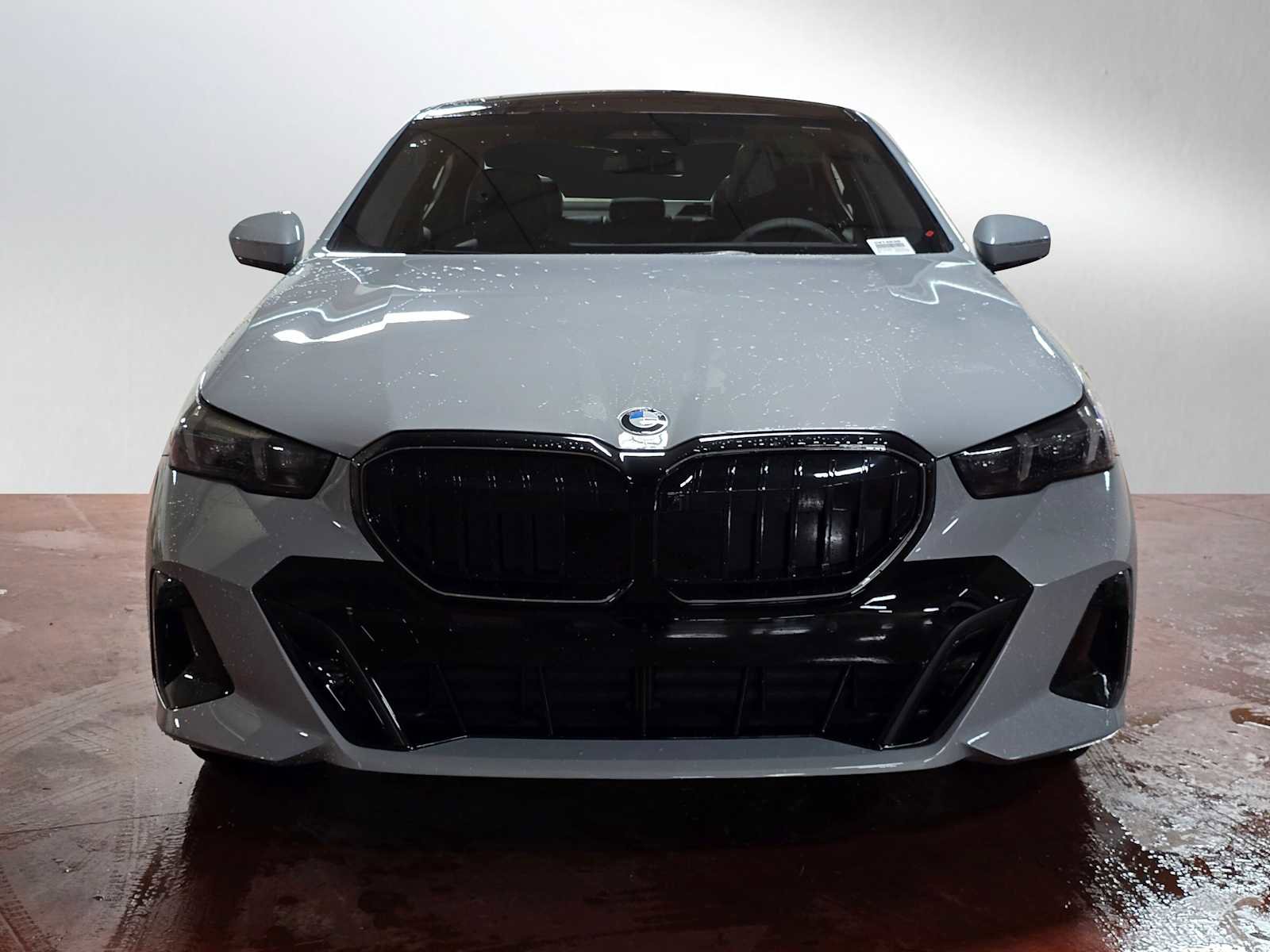 New 2026 BMW 530i xDrive w/ M Sport Package image 8
