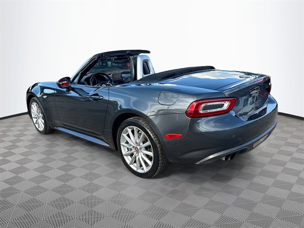 Used 2017 FIAT 124 Spider Lusso image 6