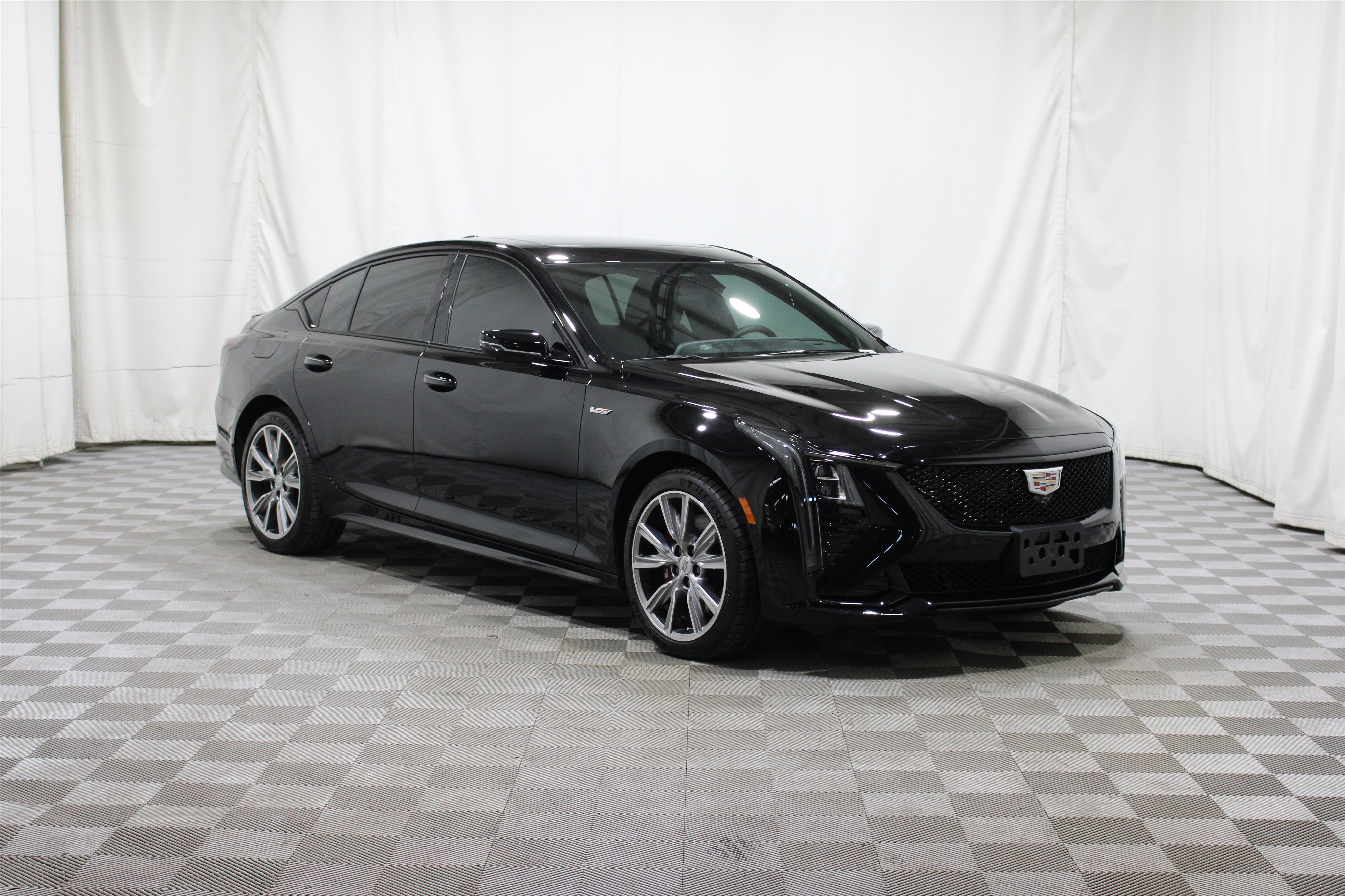 Certified 2026 Cadillac CT5 V w/ Technology Package AWD/4WD image 1
