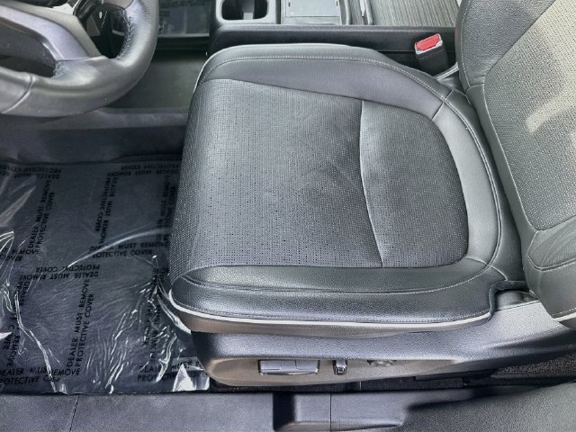 Certified 2025 Honda Odyssey Elite image 24