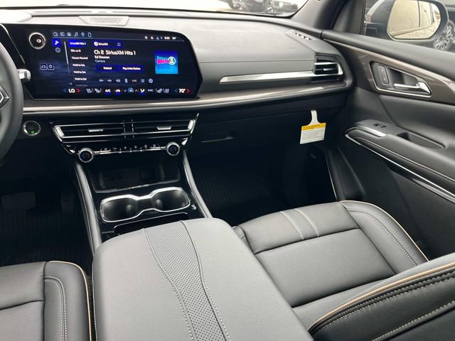 New 2026 Chevrolet Traverse High Country image 17