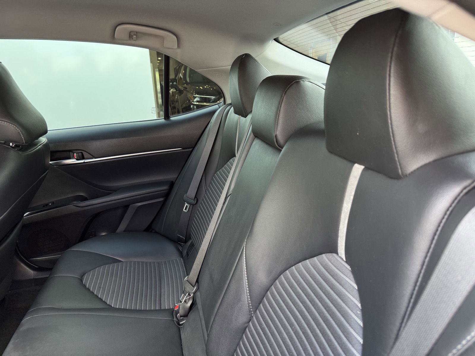 Used 2018 Toyota Camry SE w/ Protection Package (Q2) FWD image 13