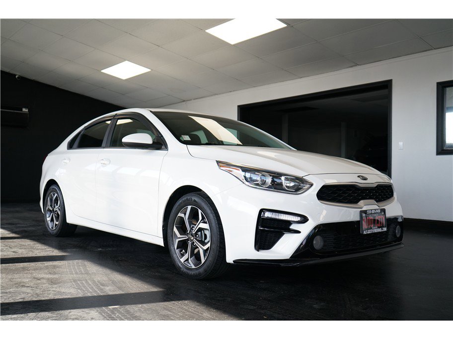 Used 2019 Kia Forte LXS image 1