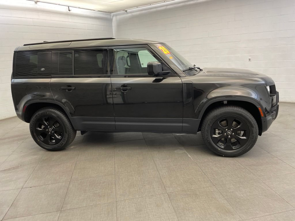 Used 2020 Land Rover Defender 110 S AWD/4WD image 5