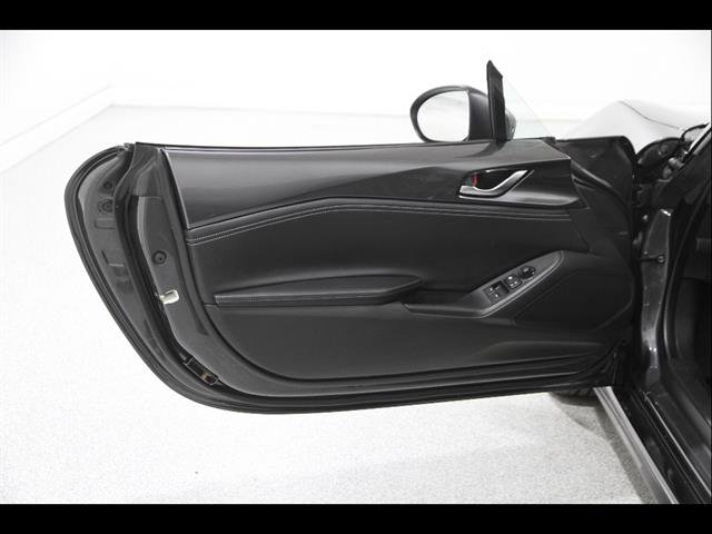 Certified 2025 MAZDA MX-5 Miata Grand Touring RWD image 5